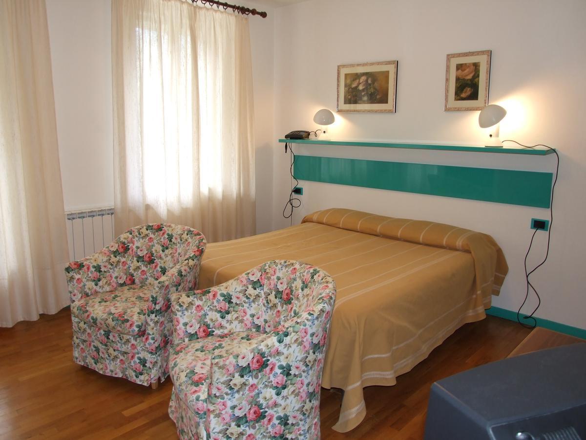 Hotel Villa Patrizia 쿠티글리아노 외부 사진